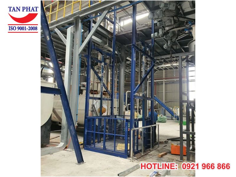 Lắp đặt thang nâng hàng ở đâu uy tín, giá tốt