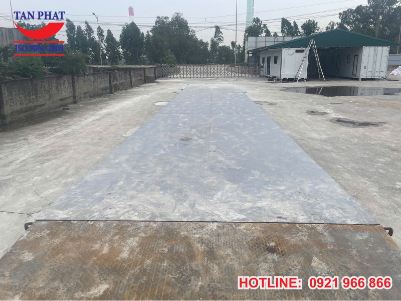 Bàn cân ô tô 100 tấn lắp đặt tại Nghi Sơn được chế tạo bằng công nghệ hàn hộp kín hiện đại