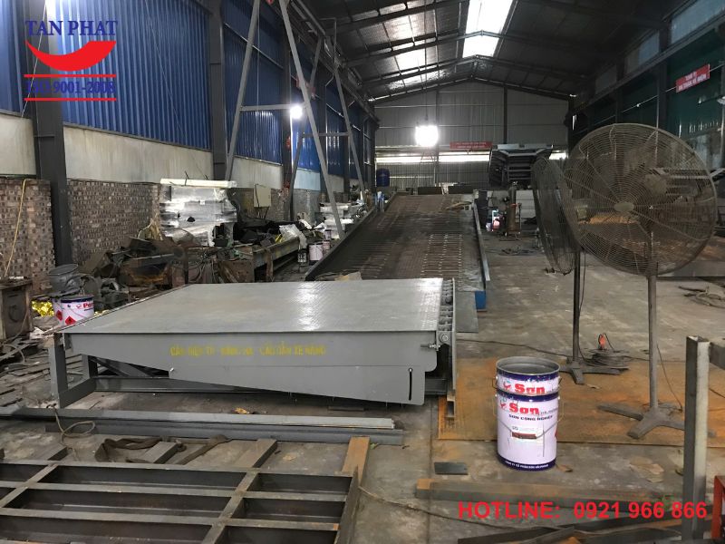 Xưởng sản xuất Dock Leveler của Tân Phát
