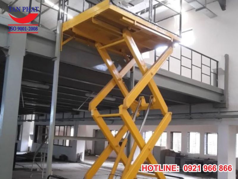 Thang nâng thủy lực cắt kéo