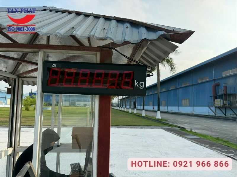 Tân Phát lắp đặt cân ô tô 18m, 80 tấn Hà Nam