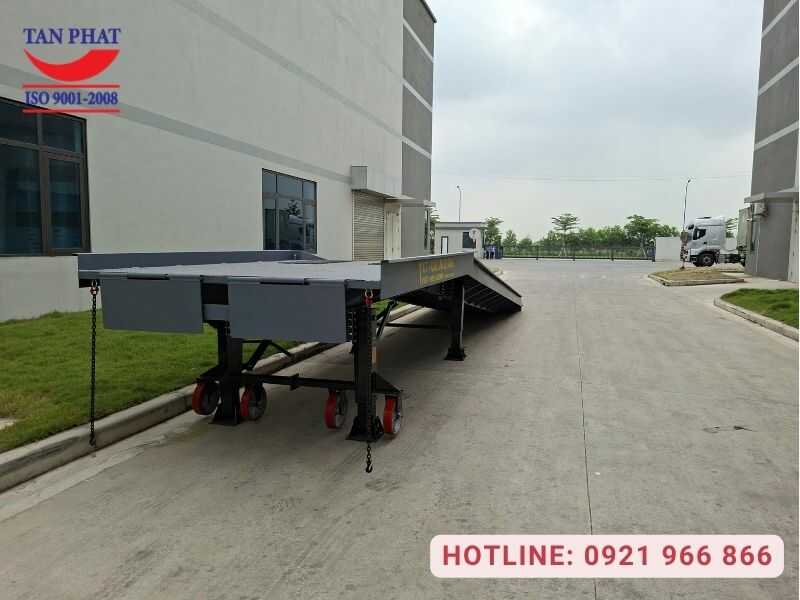 Cầu dẫn xe nâng 10 tấn Hải Phòng