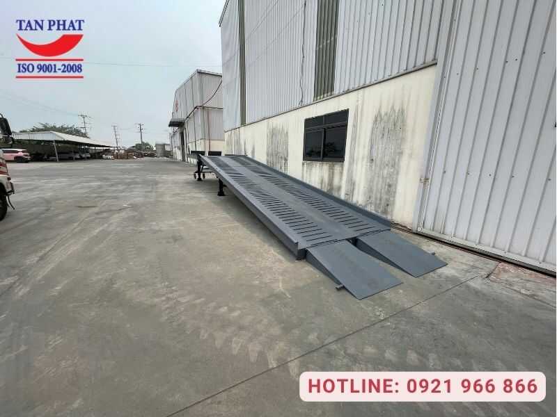 Cầu dẫn xe nâng 10 tấn, 13m tại Hưng Yên