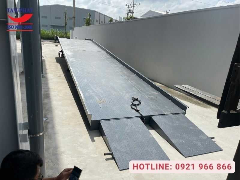 Dự án cầu dẫn xe nâng 8 tấn Quảng Ninh của Tân Phát