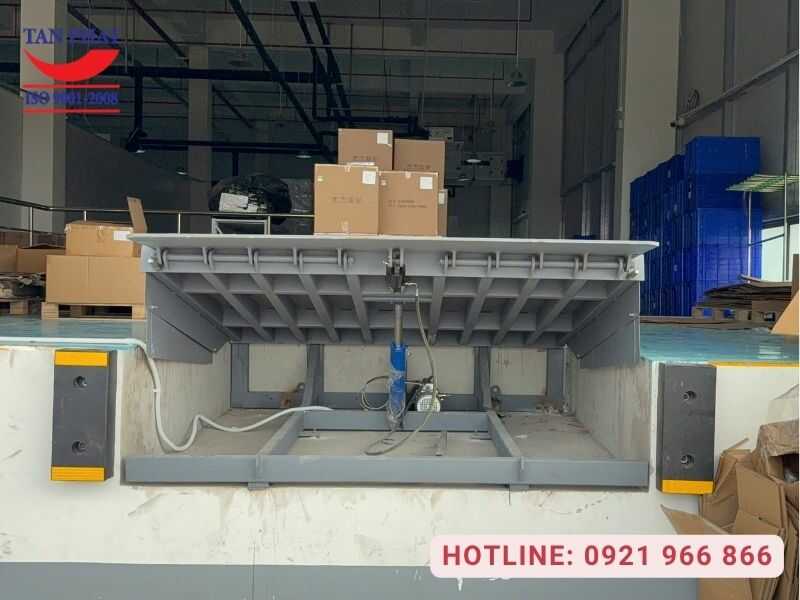 Sàn nâng tự động 3 tấn Thái Nguyên