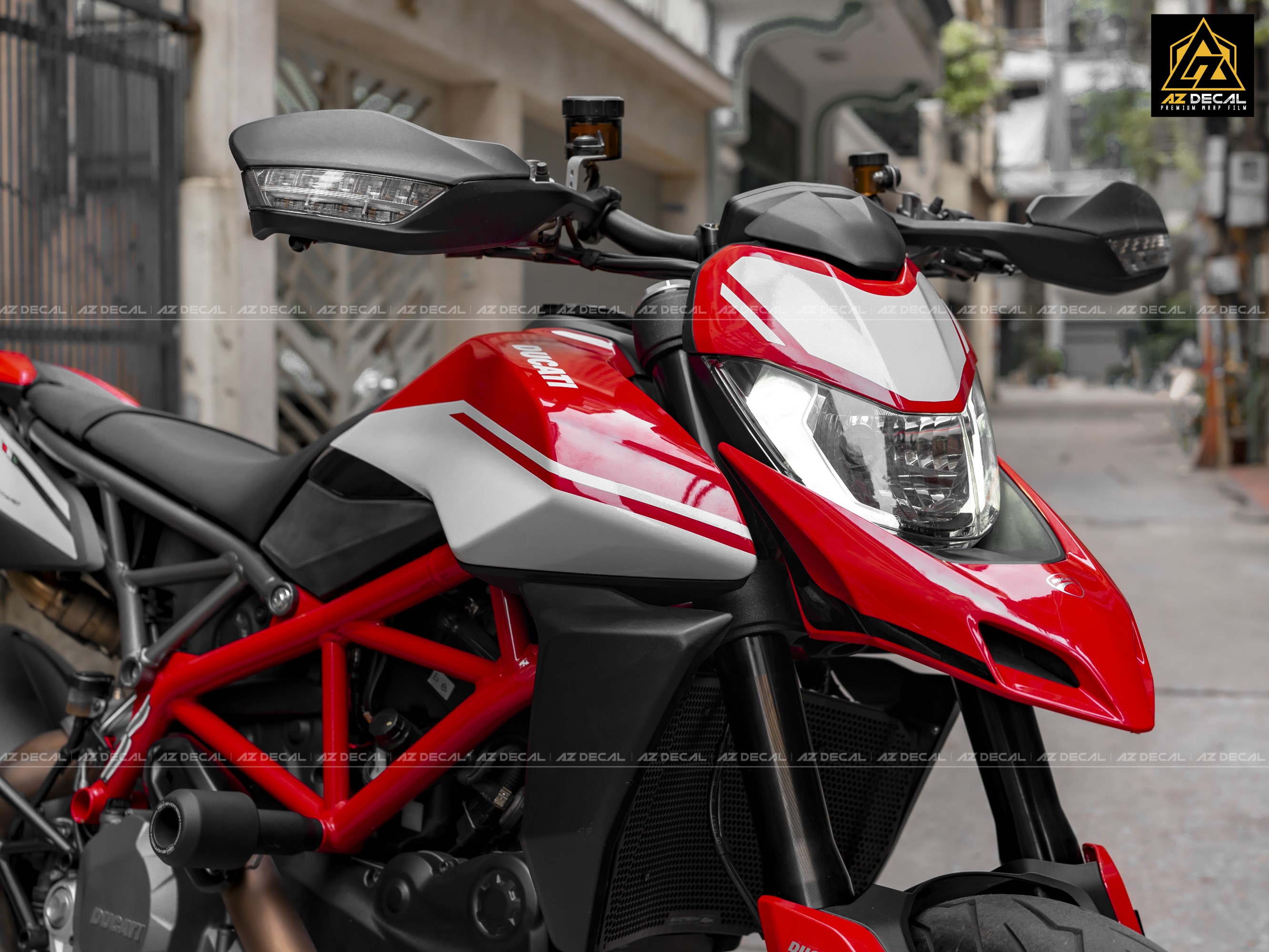 Tem xe Ducati Hypermotard 950