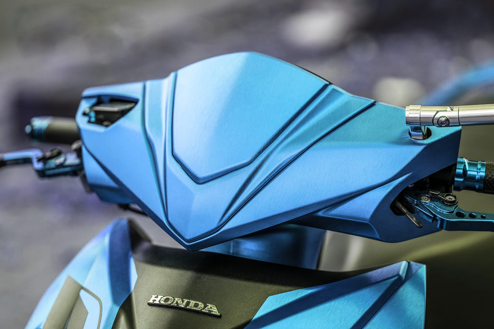 Honda AB dán đổi màu full xe decal nhôm xước xanh dương