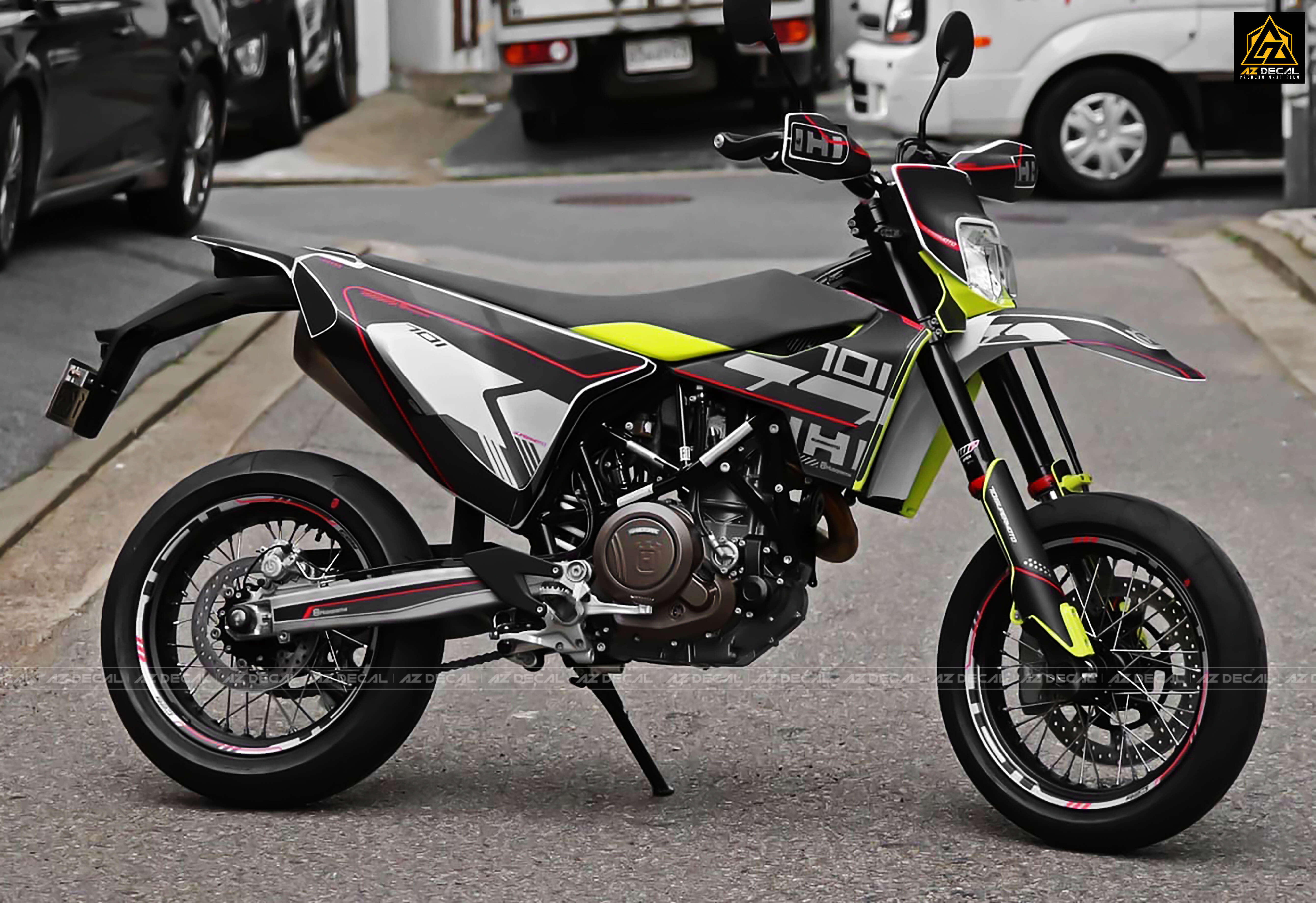 tem xe moto Husqvarna 701