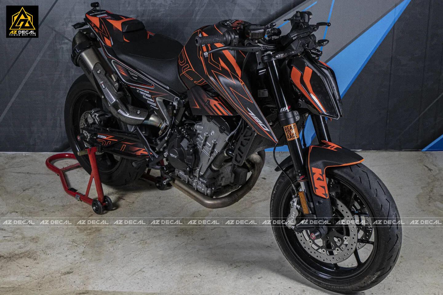 KTM DUKE 790 tem xe ktm màu cam nổi bật