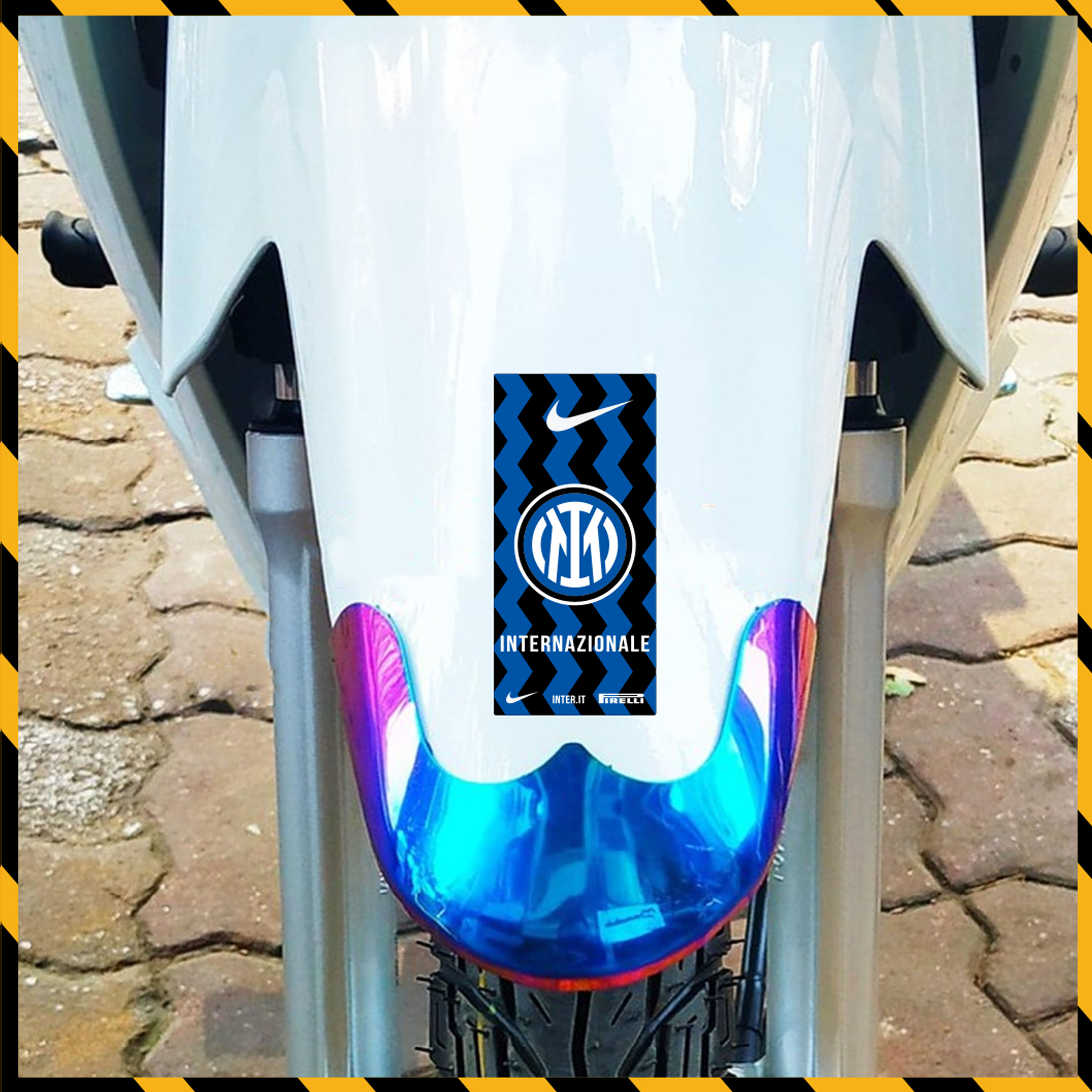 Sticker Inter Milan dán dè trước xe máy