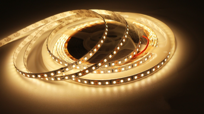 LED dây 12V 2835 120LEDMét có keo dán ánh sáng vàng ấm