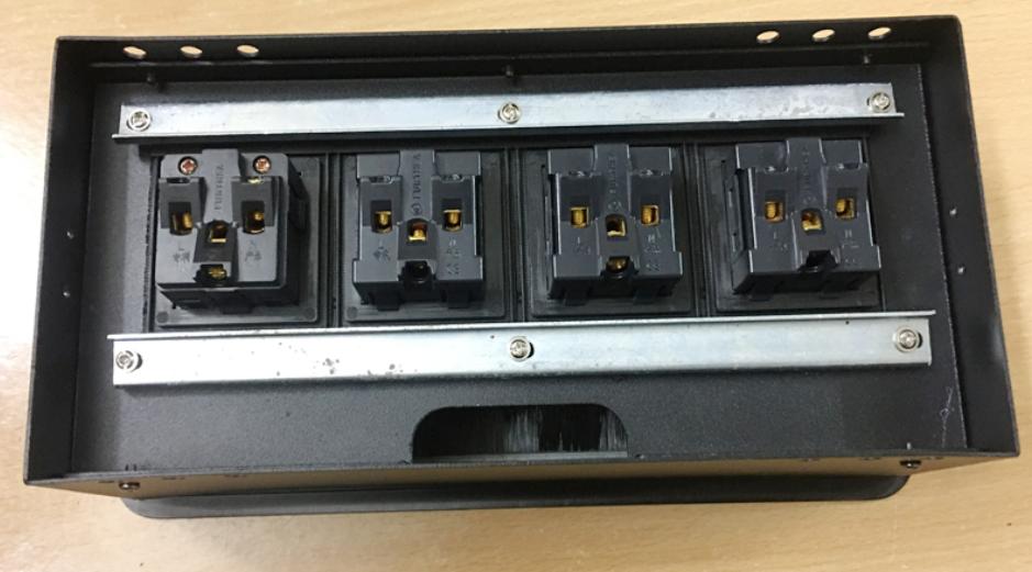 Ổ cắm điện âm bàn sinoamigo STS-130B Màu đen