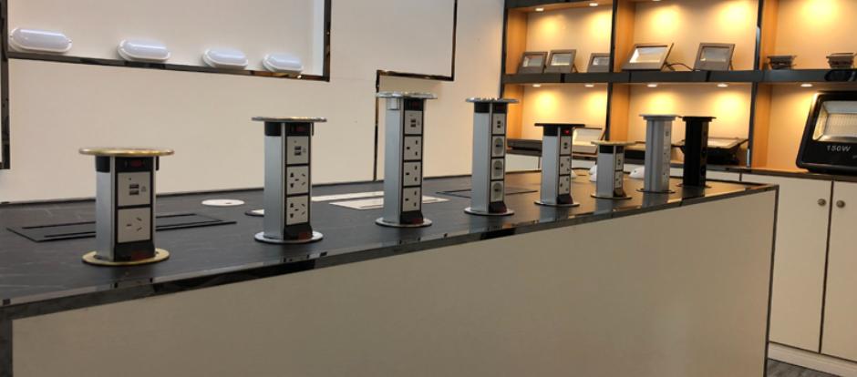 Ổ cắm điện âm bàn Sinoamigo STS-1S (Dạng tháp)