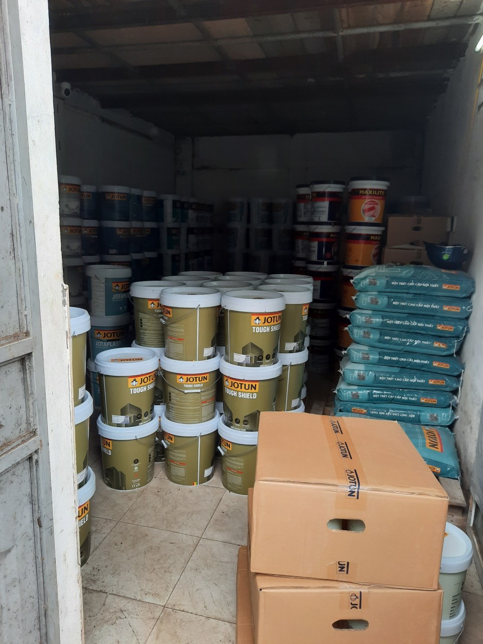Sơn ngoài trời Jotun với độ bám dính cực cao