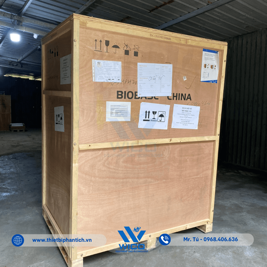 Vận chuyển Tủ An Toàn Sinh Học Cấp BSC-1300IIA2-X tới bệnh viện ở Vinh