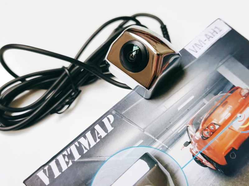 camera hanh trinh phia sau