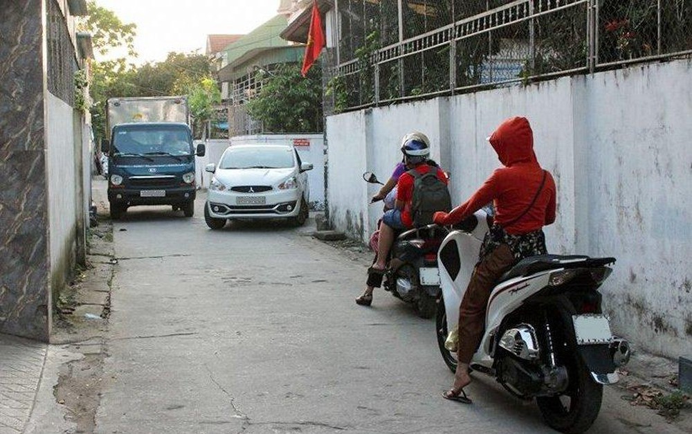 ky thuat lai xe o to duong hep