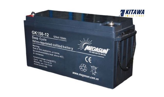 Bình acquy trong hệ thống sạc năng lượng mặt trời