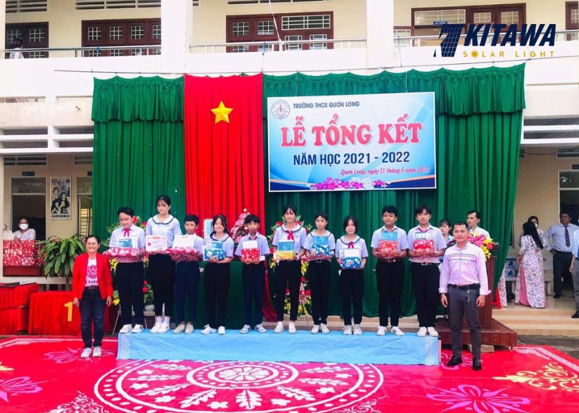 Kitawa tặng học bổng cho học sinh có hoàn cảnh khó khăn