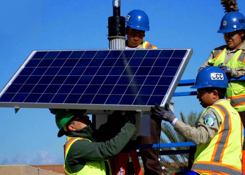 Đèn năng lượng mặt trời