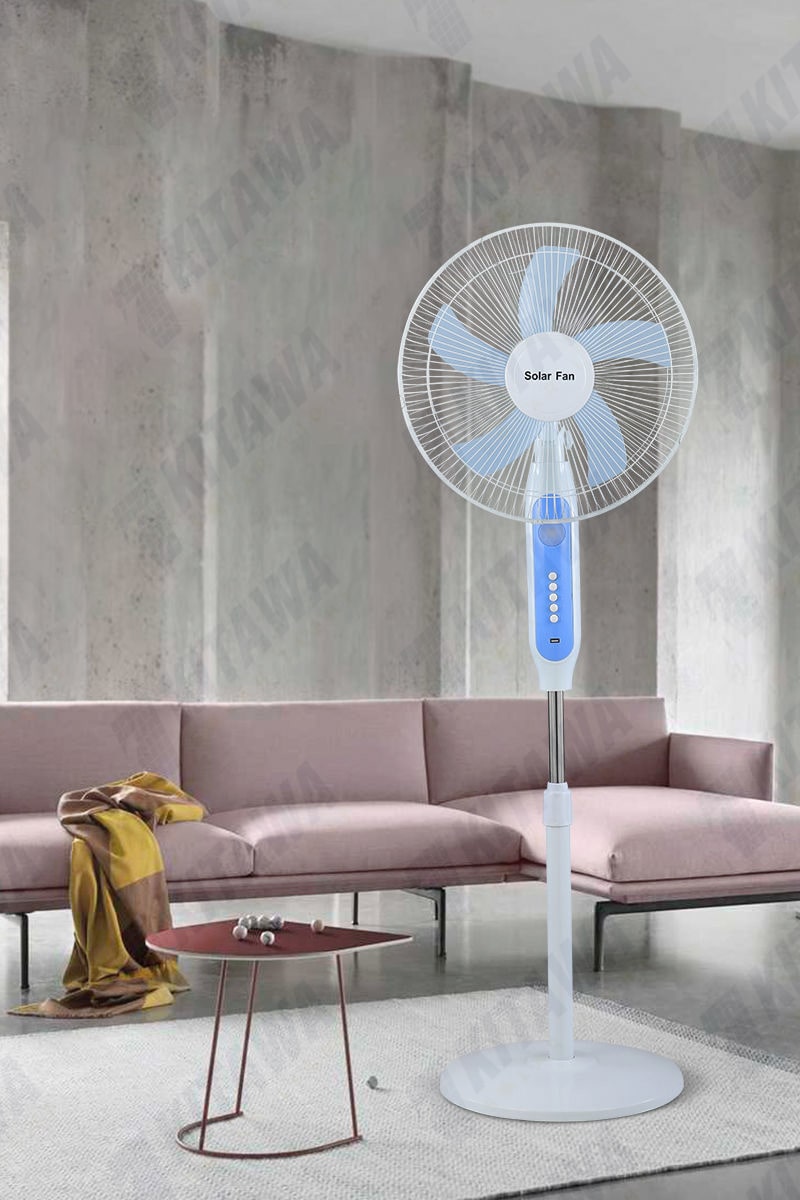 Quạt năng lượng mặt trời