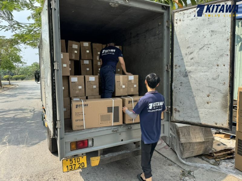 Giao 500 đèn năng lượng mặt trời tại Cần Thơ cho trang trại của anh Tuấn