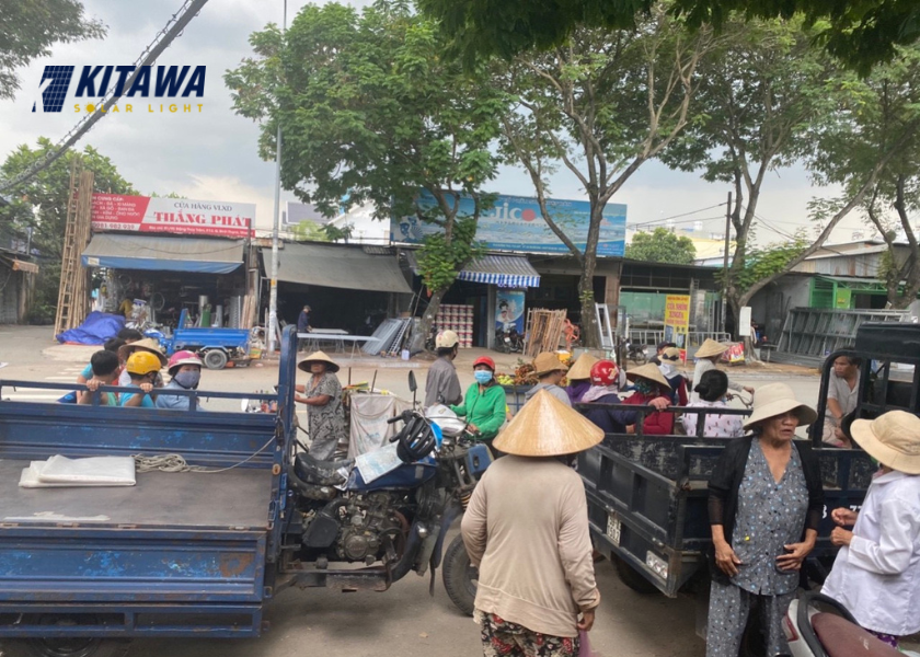 Phát quà hỗ trợ người nghèo ở Thái Bình