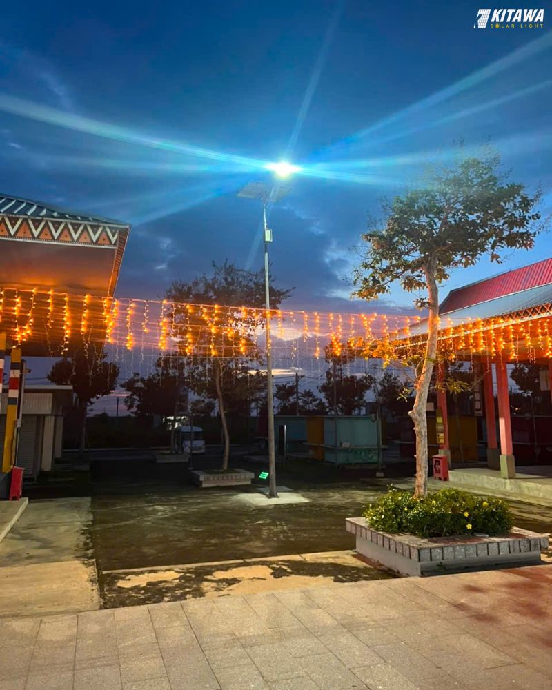 kitawa lắp đặt đèn năng lượng mặt trời cho chợ đêm bình phước