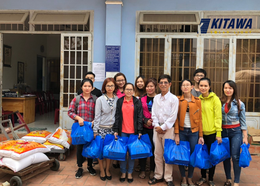 Kitawa tổ chức từ thiện tại chùa Diệu Pháp