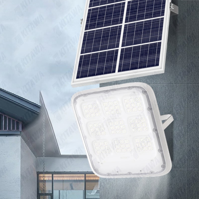 Đèn pha năng lượng mặt trời