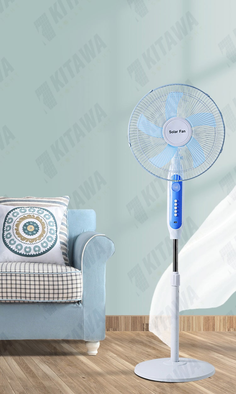 Quạt năng lượng mặt trời