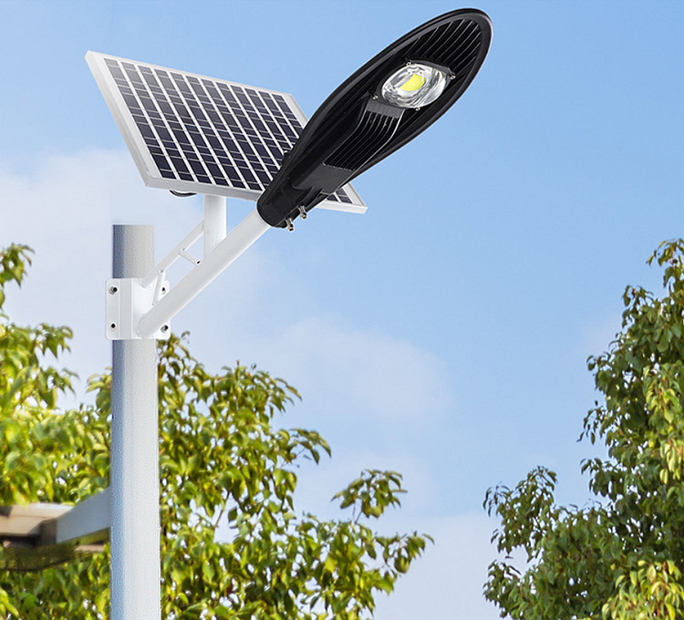 Đèn lá năng lượng mặt trời Kitawa 150W chính hãng