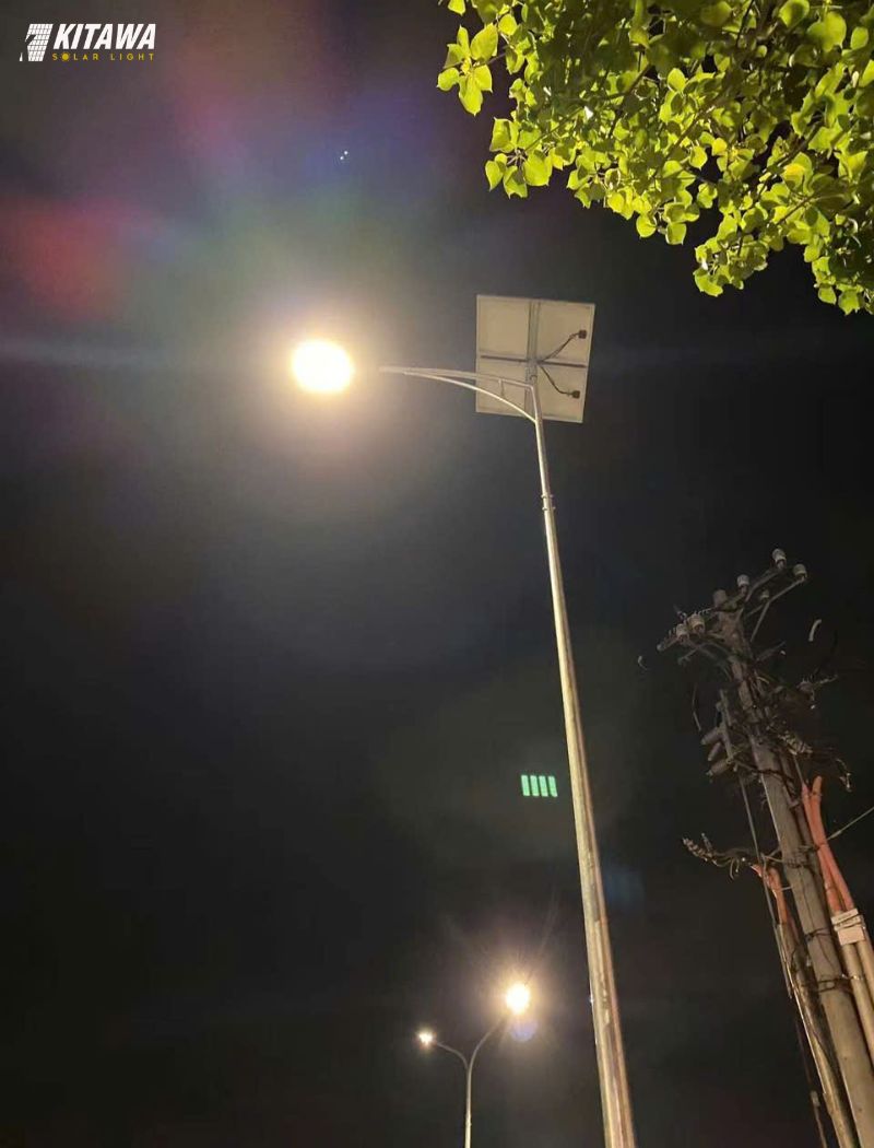 hệ thống chiếu sáng bằng đèn năng lượng cho công trình độ cao 10m