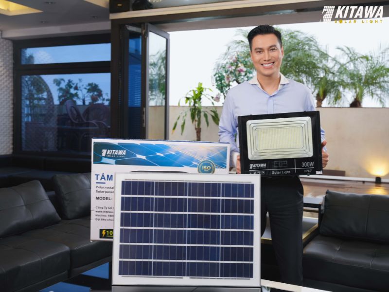Diễn viên Việt Anh tin dùng đèn năng lượng mặt trời KITAWA