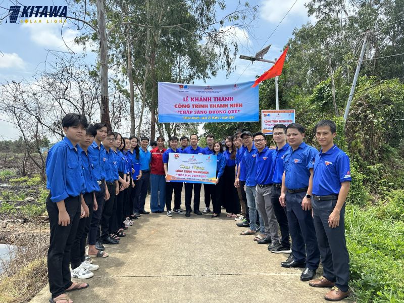 KITAWA đồng hành cùng đoàn thanh niên lắp đèn năng lượng mặt trời cho nông thôn