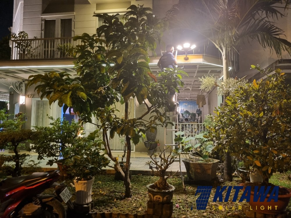 Kitawa lắp đặt đèn năng lượng mặt trời cho gia đình chị Uyên ở Quận 9