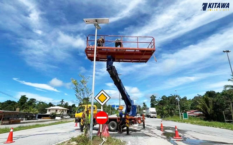 Lắp đặt đèn năng lượng mặt trời cho đường quê tại Bình Thuận