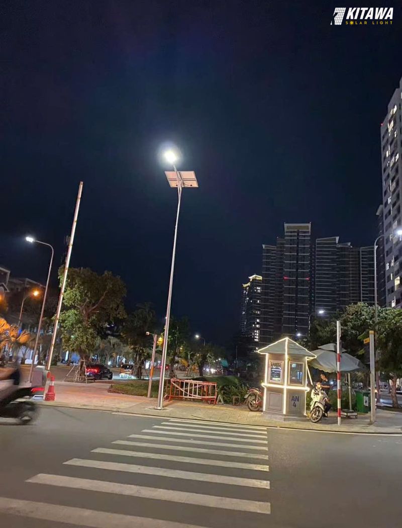 hệ thống chiếu sáng bằng đèn năng lượng cho công trình độ cao 10m