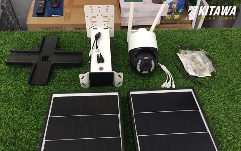 Camera năng lượng mặt trời