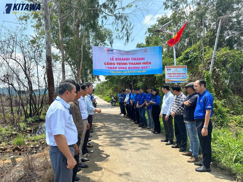 KITAWA đồng hành cùng đoàn thanh niên lắp đèn năng lượng mặt trời cho nông thôn