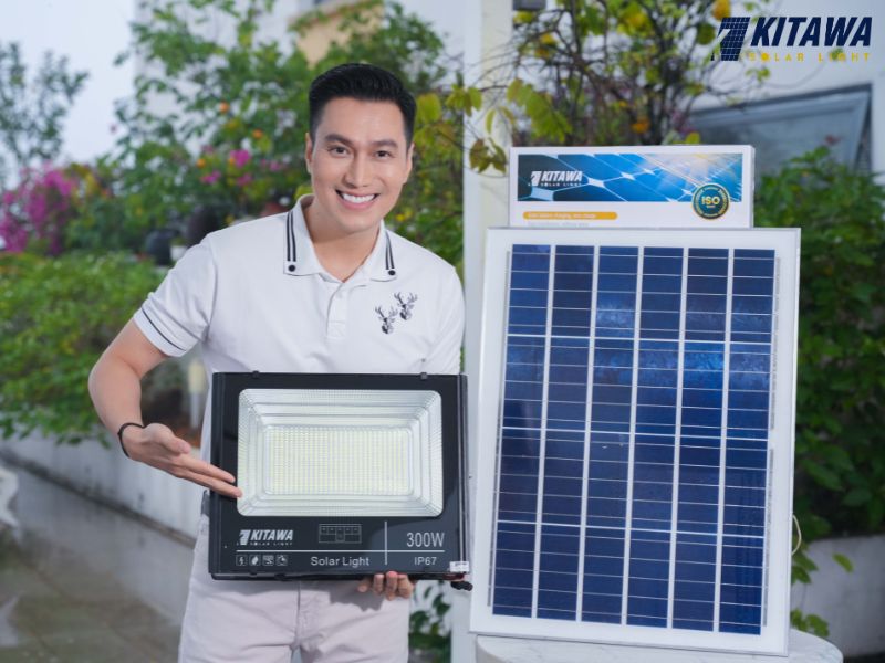Diễn viên Việt Anh tin dùng đèn năng lượng mặt trời KITAWA