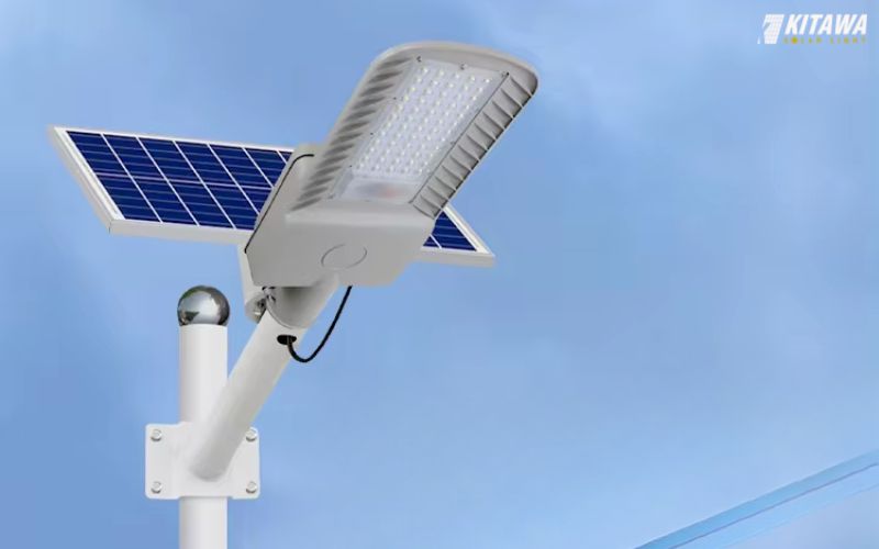 đèn đường năng lượng mặt trời 200w