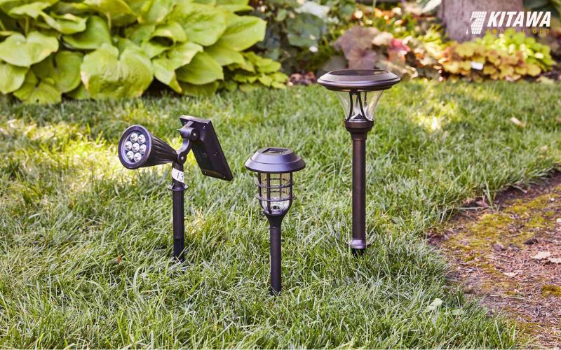 Đèn trang trí sân vườn năng lượng mặt trời