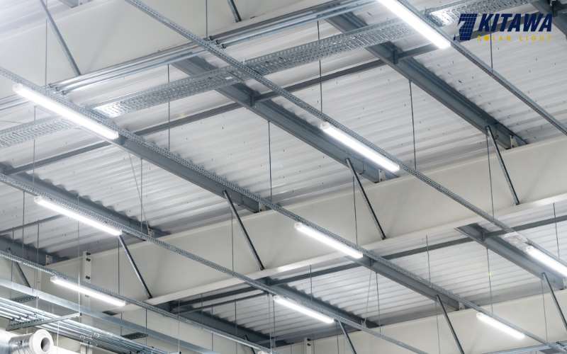 Đèn LED điện được trang bị tại các nhà xưởng