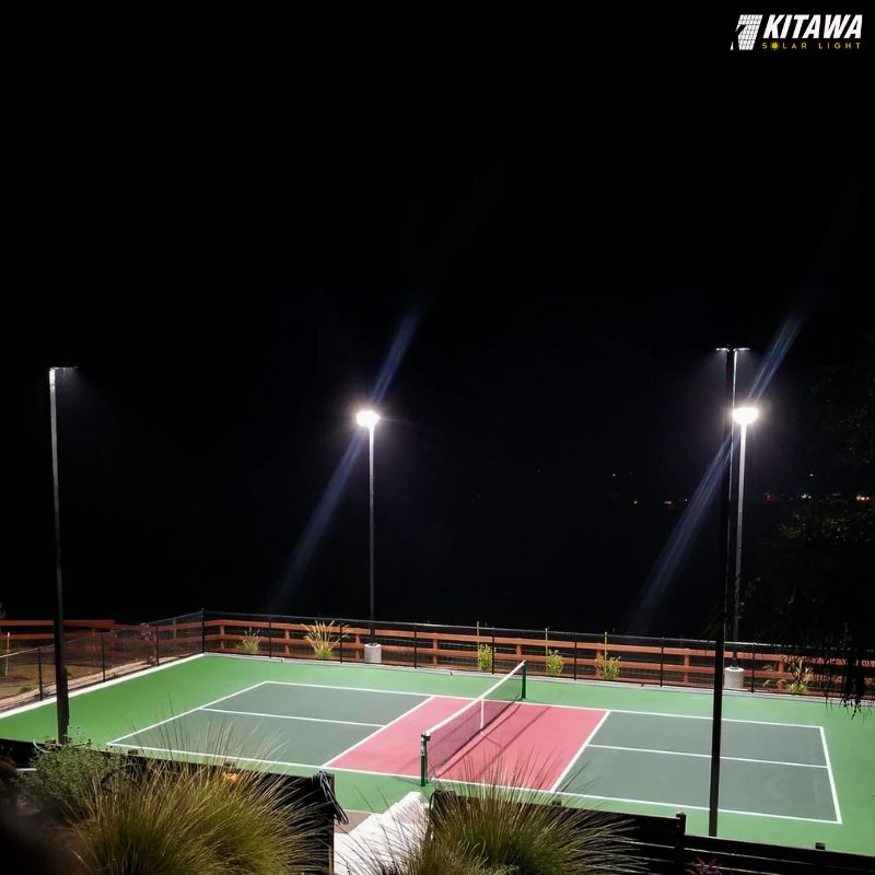 đèn pha điện cho sân Pickleball