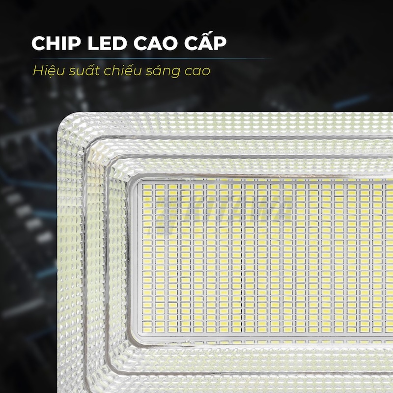 đèn pha năng lượng mặt trời 300w