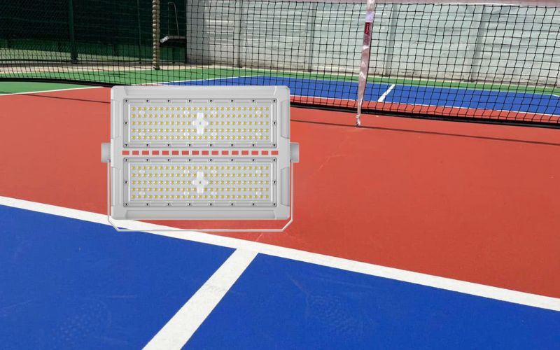 đèn pha điện cho sân Pickleball