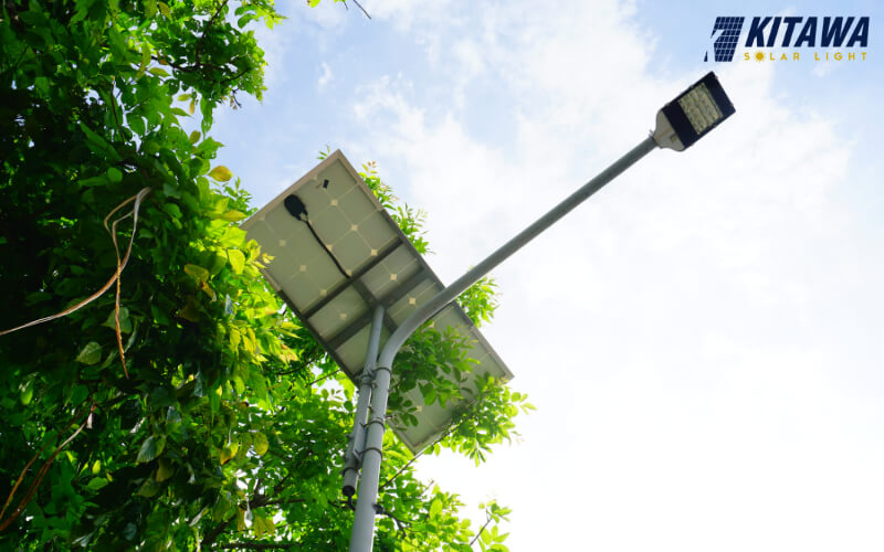 Thế nào là đèn năng lượng mặt trời?