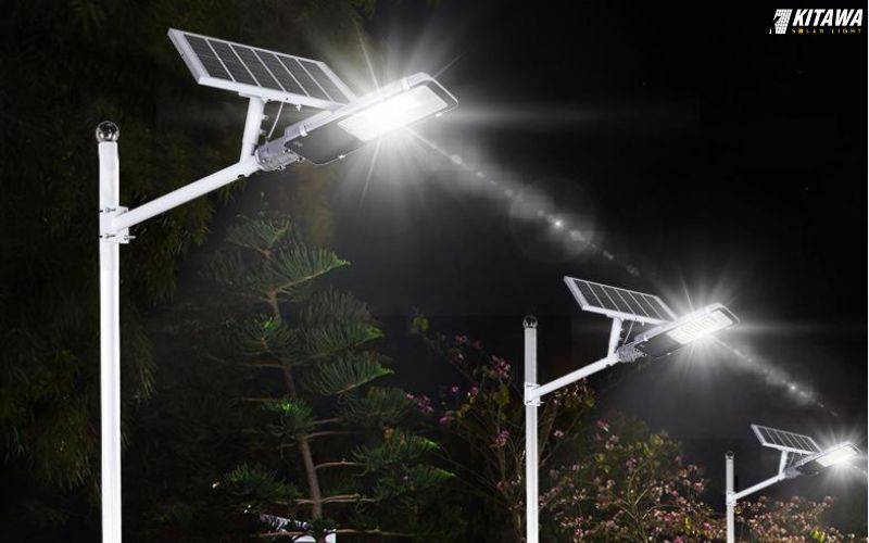 đèn năng lượng mặt trời