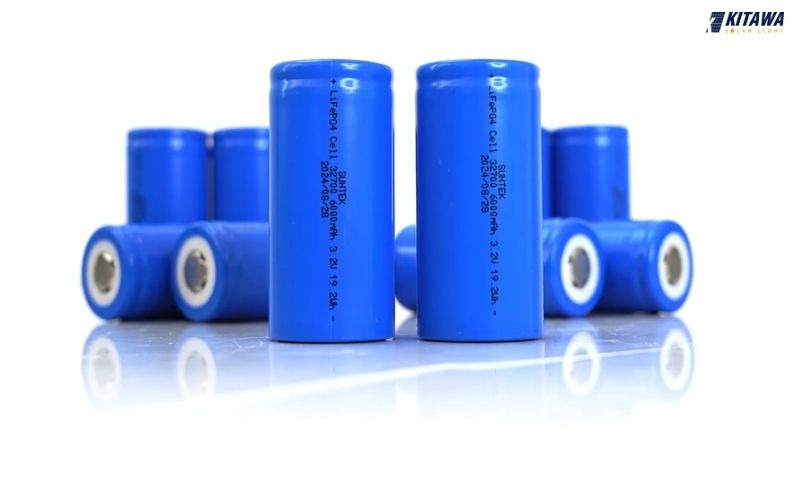 Cấu tạo và nguyên lý hoạt động của pin lưu trữ LiFePO4